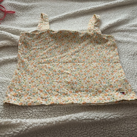 Set of 5 crop fitted tops size small women’s Tommy Hilfiger yogi am eagle etc - Picture 8 of 11